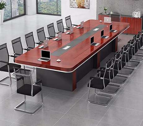 OFFICE TABLE: Brown Large Crowd Office Chair image 3