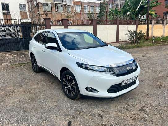 Toyota Harrier for Hire image 1