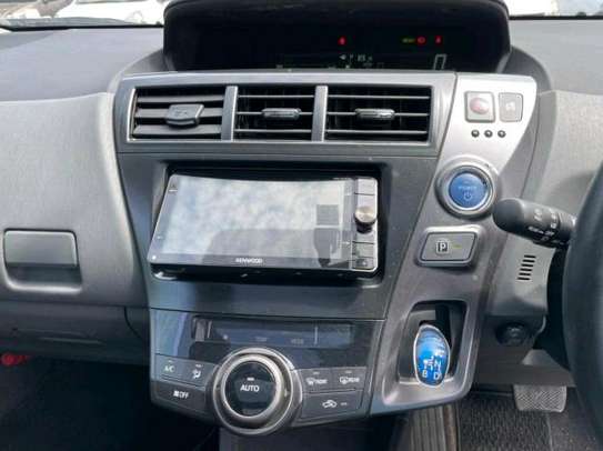 ALPHA PRIUS 7 SEATER (MKOPO/HIRE PURCHASE ACCEPTED) image 11