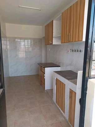 Naivasha Road One bedroom apartment to let image 6