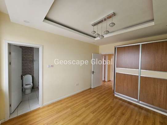 4 Bed Apartment with En Suite in Spring Valley image 17