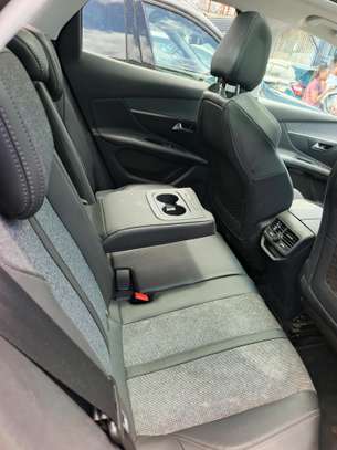 Peugeot 3008 image 18
