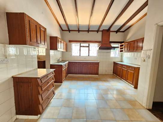 4 Bed House with En Suite at Muthaiga image 35