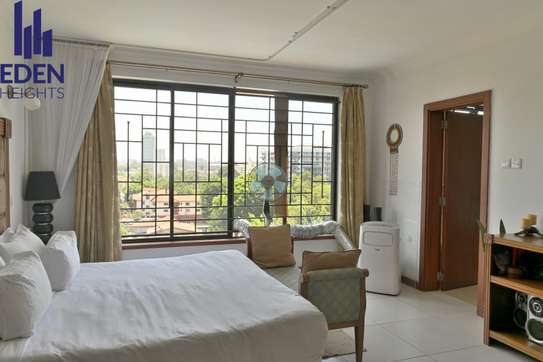 4 Bed Apartment with En Suite in General Mathenge image 19