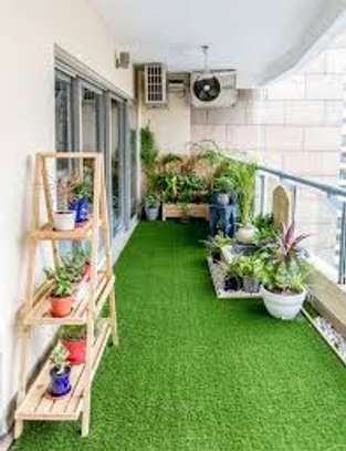 marvelous balcony grass carpet ideas image 3