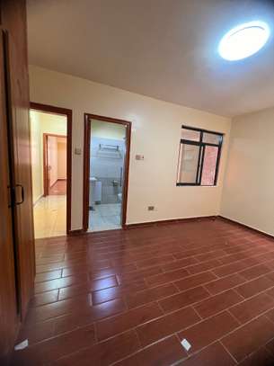 3 Bed Apartment with En Suite in Kileleshwa image 12