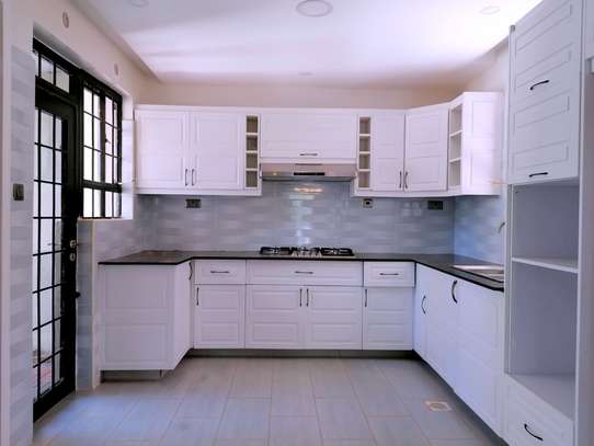 4 Bed Townhouse with En Suite in Ruaka image 21