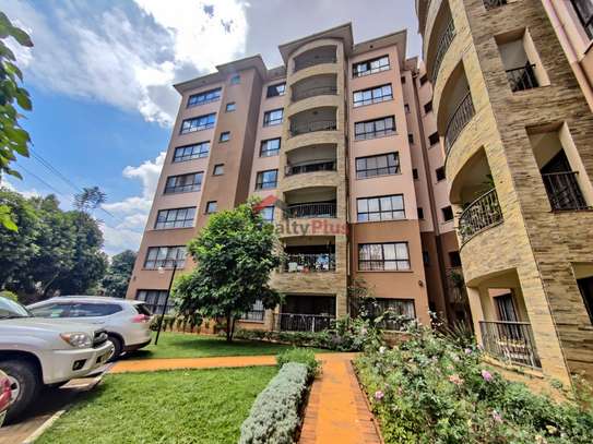 3 Bed Apartment with En Suite in Brookside image 20
