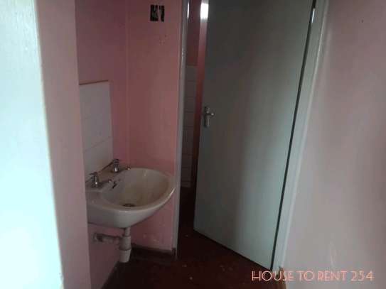 ONE BEDROOM TO LET near riva petrol station image 5