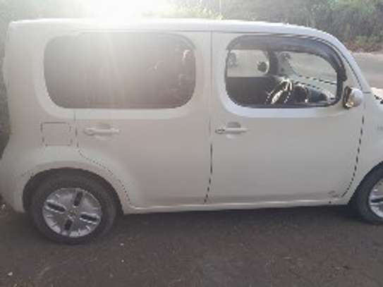 Nissan cube image 2