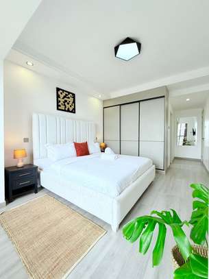 Serviced 3 Bed Apartment with En Suite in Kilimani image 6