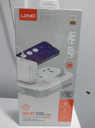 LDNIO Smart Wi-Fi Power Strip with 3 AC Outlets and 4 USB image 2