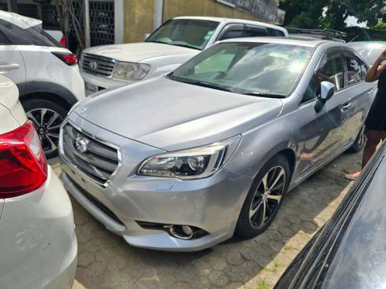 Subaru legacy B4 image 5