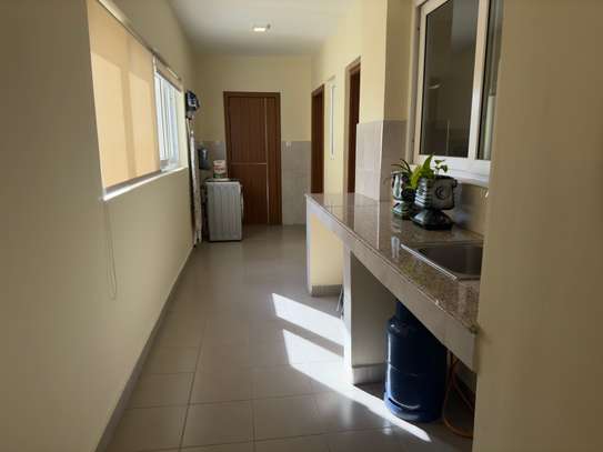 Serviced 3 Bed Apartment with En Suite at Rhapta Road image 5