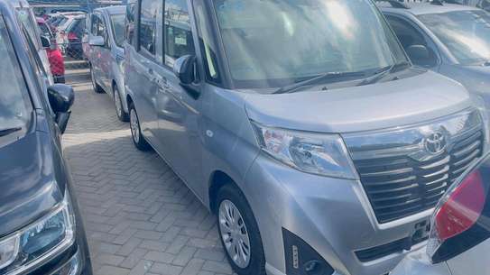 Toyota roomy 2018model image 2