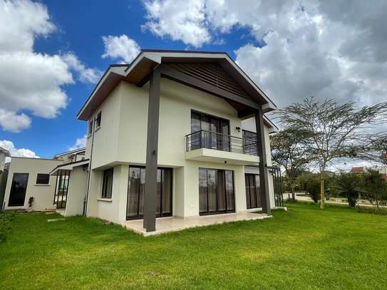 4 Bed Villa with En Suite at Mombasa Road image 2
