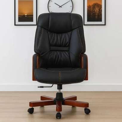 Director's Executive Office Seat image 6