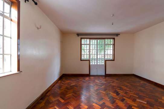 5 bedroom apartment for sale in Kileleshwa image 11