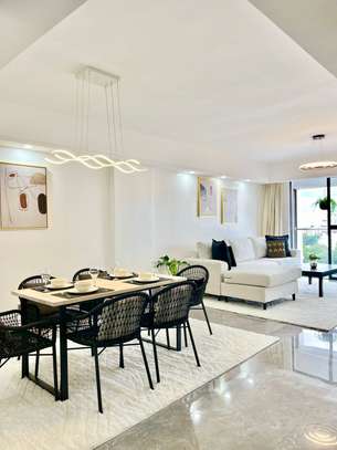 Serviced 1 Bed Apartment with En Suite at Kindaruma Rd image 19