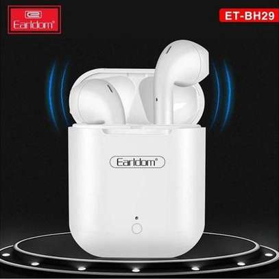 Earldom Bh16 Dual Wireless Bluetooth Touching Headsets with Charging Case image 4