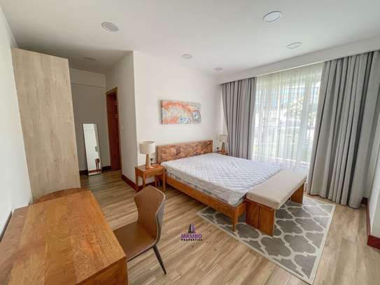 Furnished 2 Bed Apartment with En Suite at City Park Drive image 14