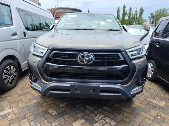 Toyota Hilux Double Cabin 2019 4wd image 1
