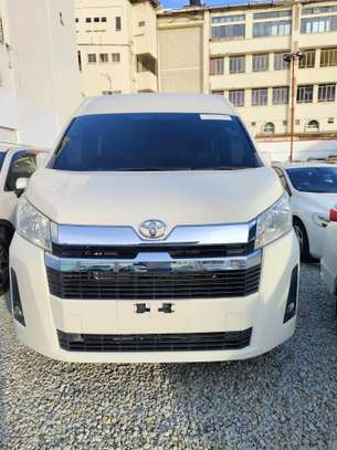 Toyota Hiace 9l manual diesel 2019 New shape image 1
