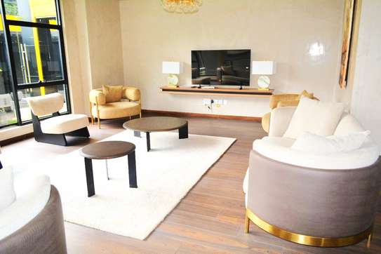 2 bedroom along Elgeo Marakwet for rent. image 3