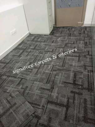 Carpet tiles image 1