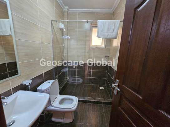 Furnished 2 Bed Apartment with En Suite in Brookside image 7