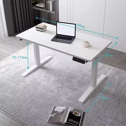 Standing Desk; Height Adjustable Standing Desk in Ogembo image 3