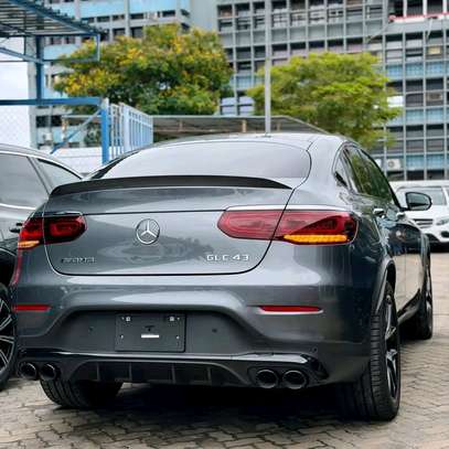 Mercedes  Benz Glc43 image 9