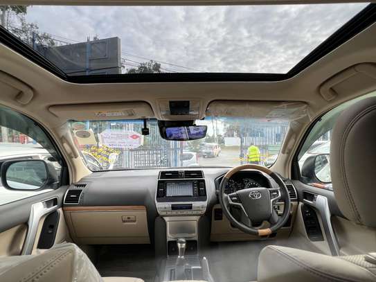 Toyota prado TXL 2021 Model with sunroof image 8