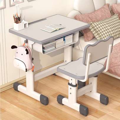 Kids Desk; Brown Kids Desk And seat in Maroo image 2