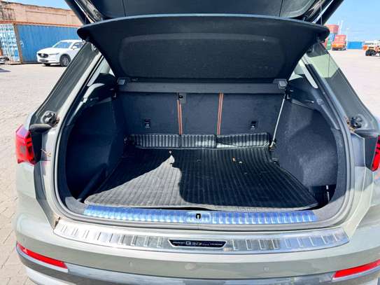 Audi Q3 TFSI image 7
