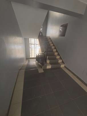 Bright 2-Bedroom Apartment Spacious Open Living image 12