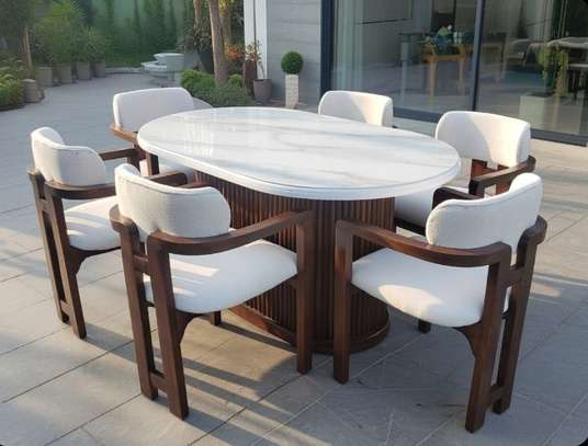 Modern Readily Available Dining table image 3