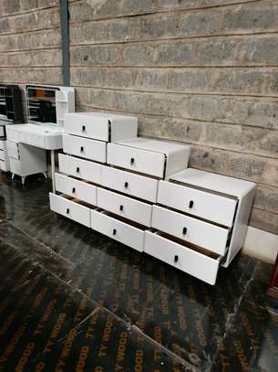 Kitchen cabinets image 3