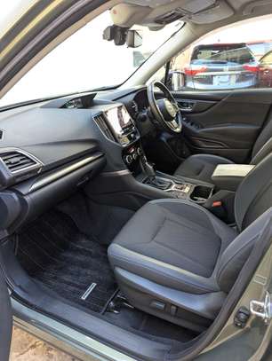 Subaru Forester jungle green image 8