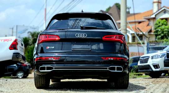 2020 Audi SQ5 quattro image 2