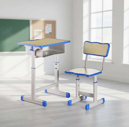 Adjustable Height Kid's Furniture image 6