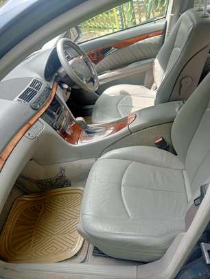 FOR SALE: Mercedes-Benz C-Class — Ksh. 1.25M (Negotiable) image 2