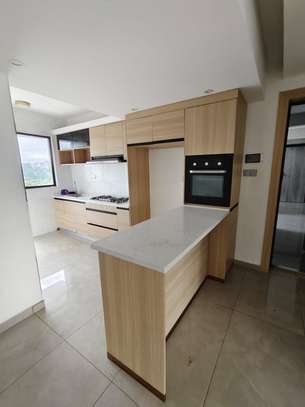 3 Bed Apartment with Gym in Riverside image 1