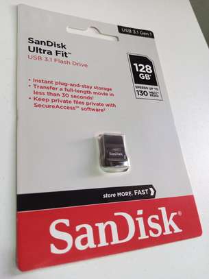 Sandisk Ultra Fit Cz430 128gb Usb 3.1 Flash Drive image 1