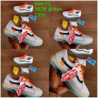 Original Customized Vans Off The Walls
Size 35,36,38
On offer image 1