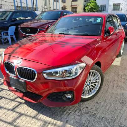 BMW 118i Red 2018 image 2