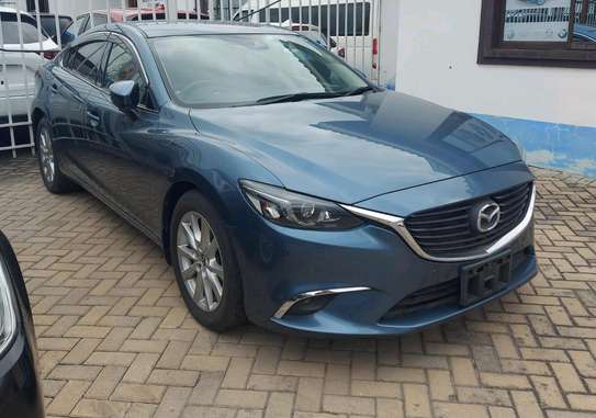 Mazda Axela petrol image 2