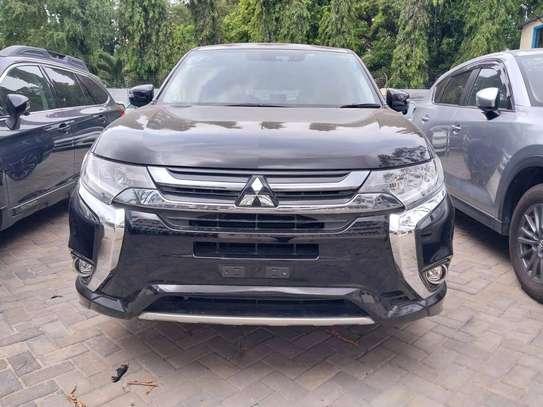 Mitsubishi Outlander Plug in Hybrid image 6