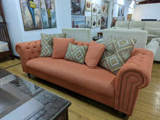 Classic 3 seater Chesterfield Sofas image 4