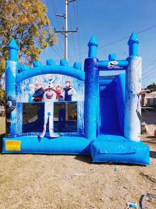 Clean and smart bouncing castle for hire image 1